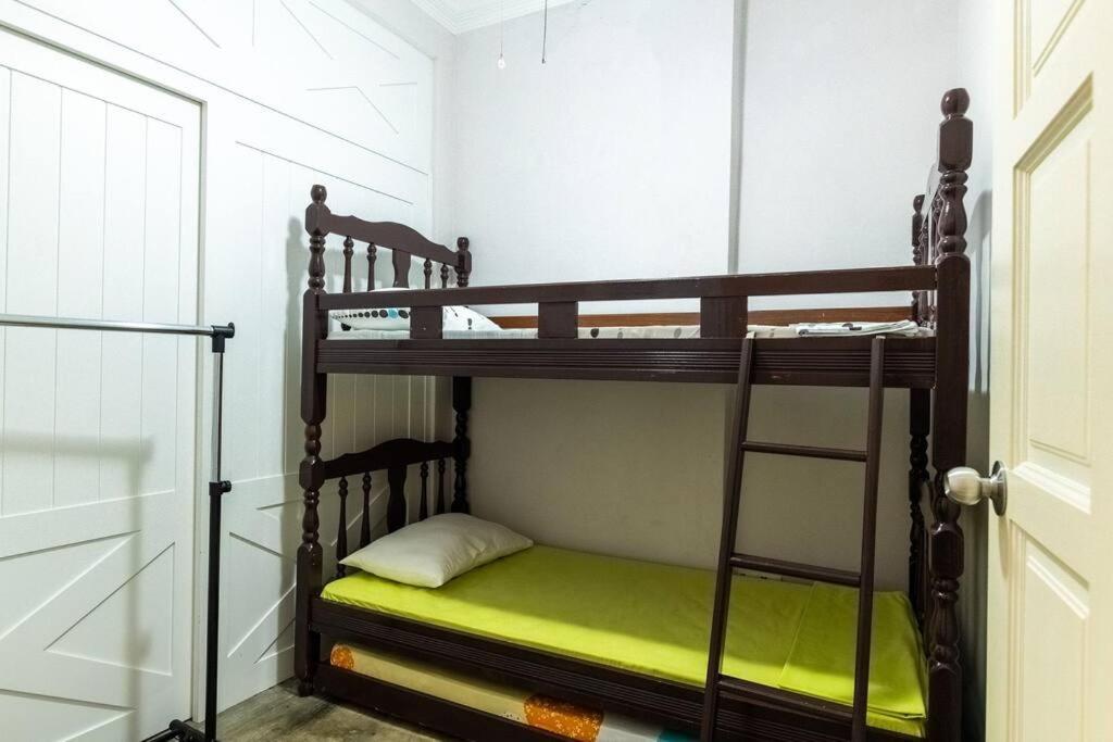 New Granny Cozy House Georgetown 2-6Pax Villa Luaran gambar